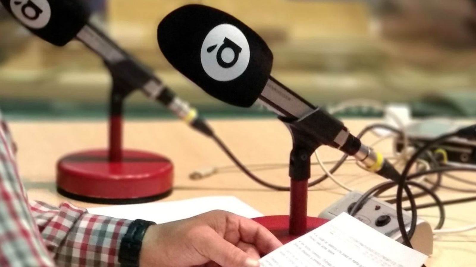 11.12.2018 | Xarxes | Celebrem en xarxes socials l\'any de ràdio d\'À Punt