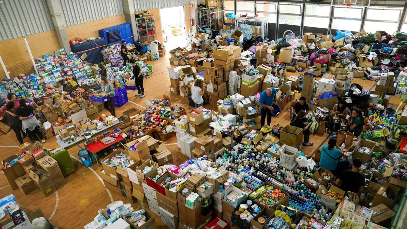 Magatzem de productes en un institut de Catarroja