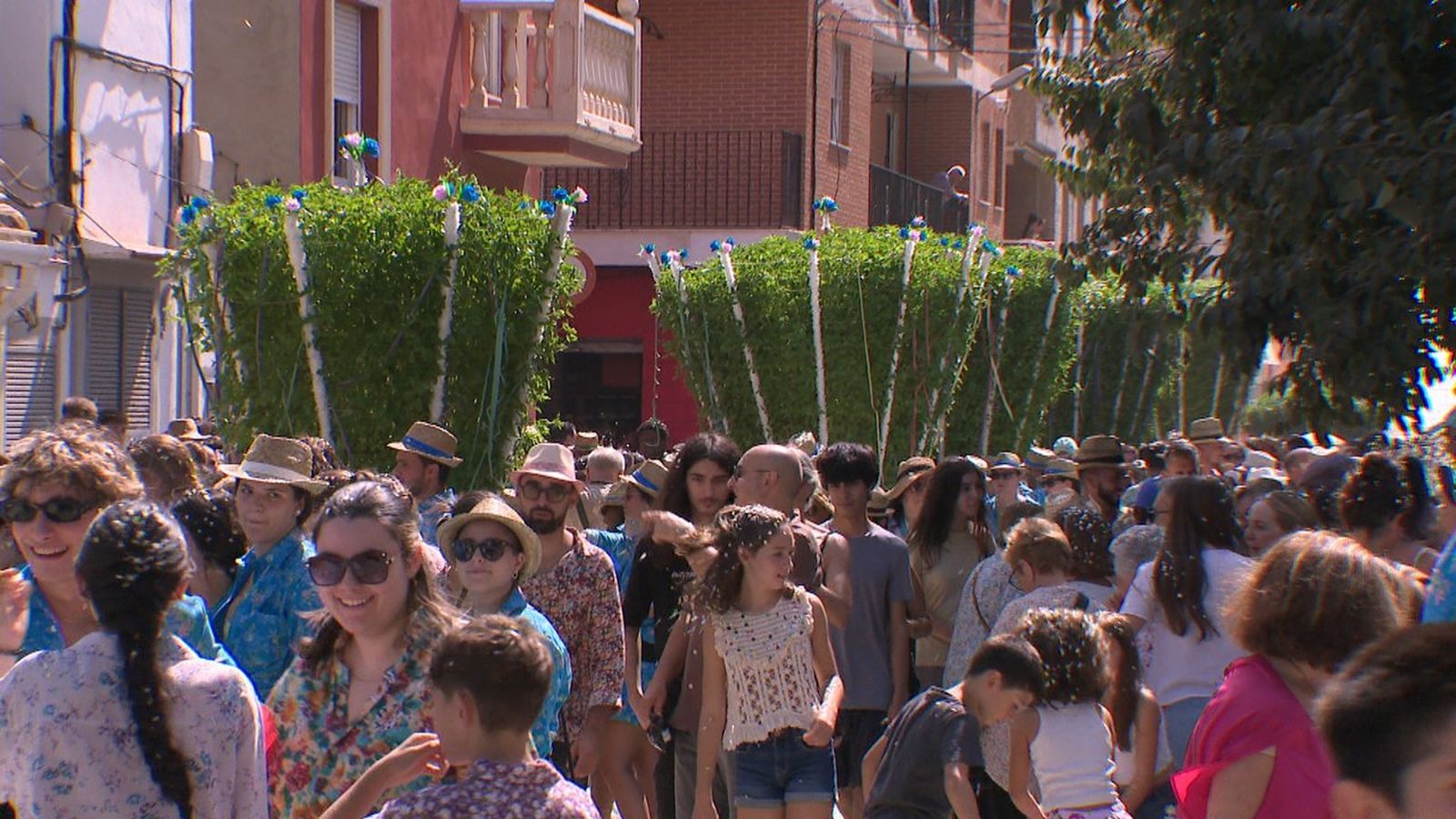 Les alfàbegues ixen al carrer