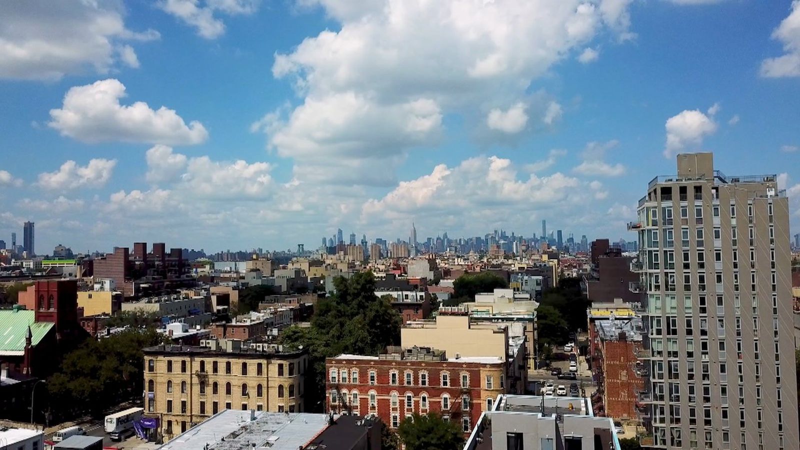 Vista de la silueta urbana i els gratacels de Nova York