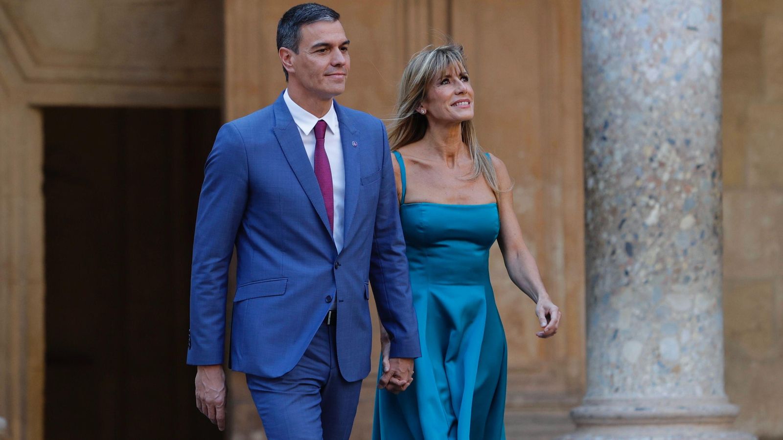 Pedro Sánchez i Begoña Gómez en la Cimera de la Comunitat Política Europea celebrada a Granada