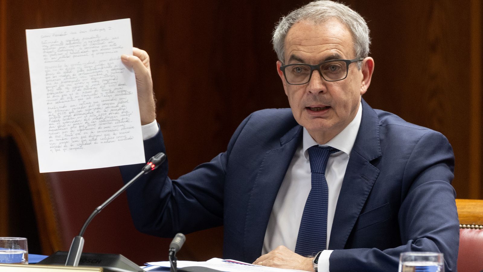 L'expresident del govern José Luis Rodríguez Zapatero durant la seua compareixença davant la comissió d'investigació sobre el cas Koldo, al Senat, el passat 2 de març