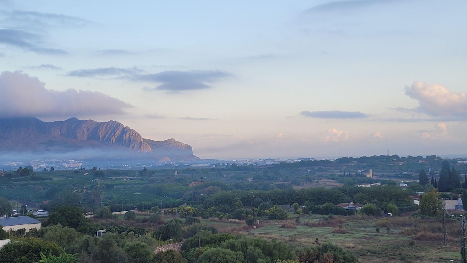 PEDREGUER, LA MARINA ALTA