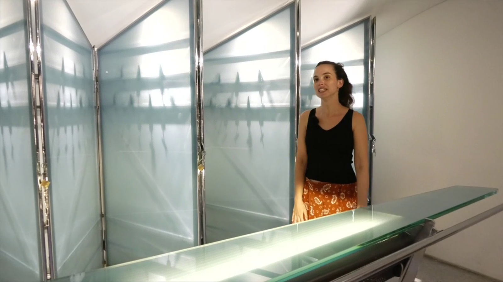 Ana, veïna d'Alacant, al teatre Tabourettli