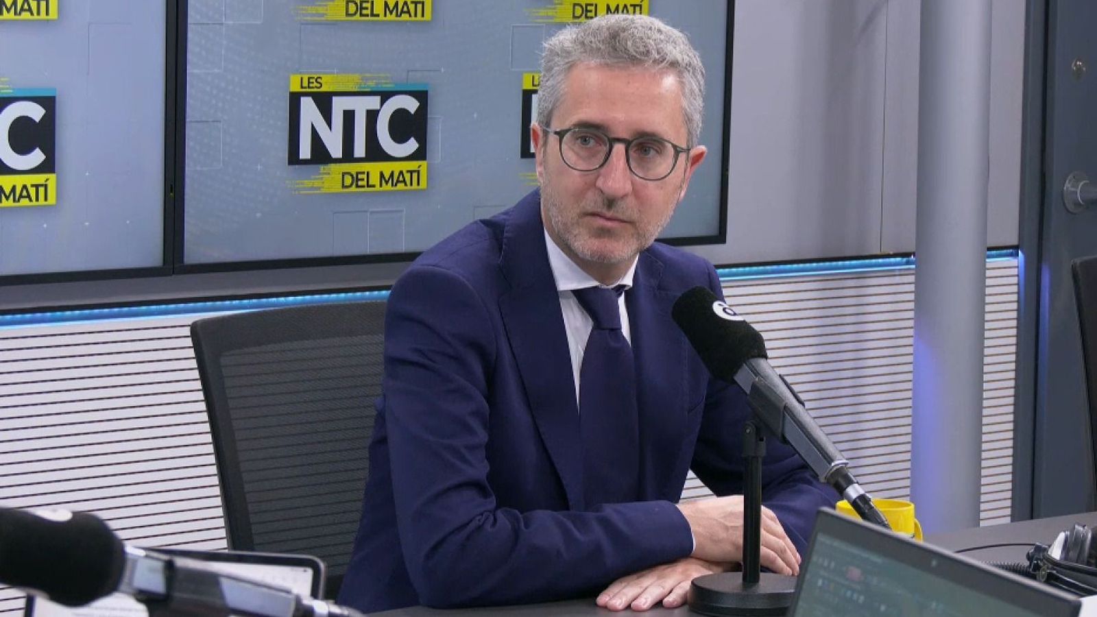 Arcadi España en els estudis d'À Punt a Burjassot, este divendres