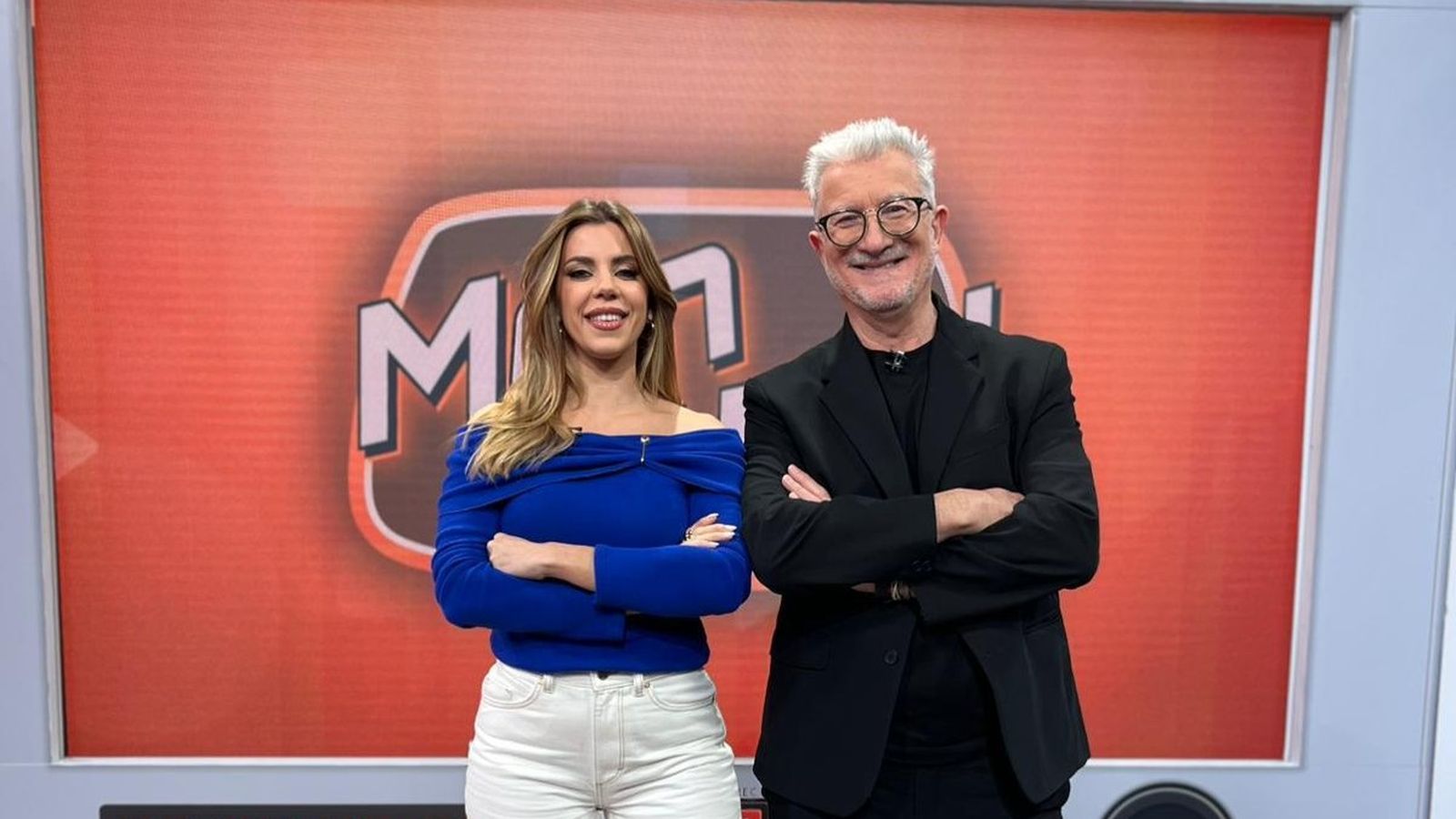 Anaïs Ordóñez i Josep Ramon Lluch, presentadors de diferents generacions, plantegen un debat cada dissabte per a saber com hem canviat els valencians en els últims 35 anys