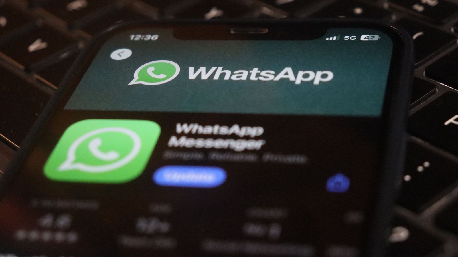 Els arrestats intentaven recaptar diners fent-se passar per un fals fill que necessitava diners