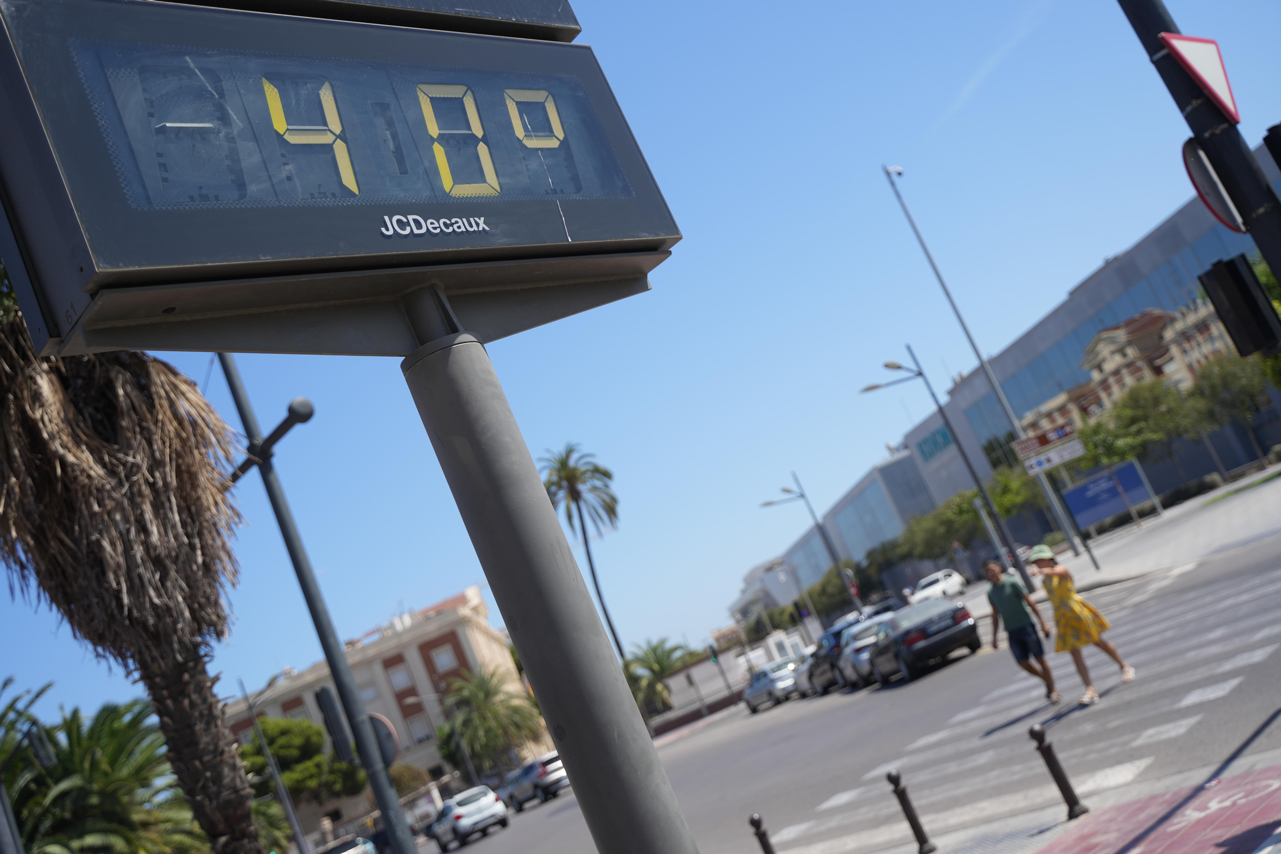 Les temperatures màximes superaran els 40º a la Comunitat Valenciana, especialment a partir de dimecres Les temperatures màximes superaran els 40º a la Comunitat Valenciana, especialment a partir de dimecres