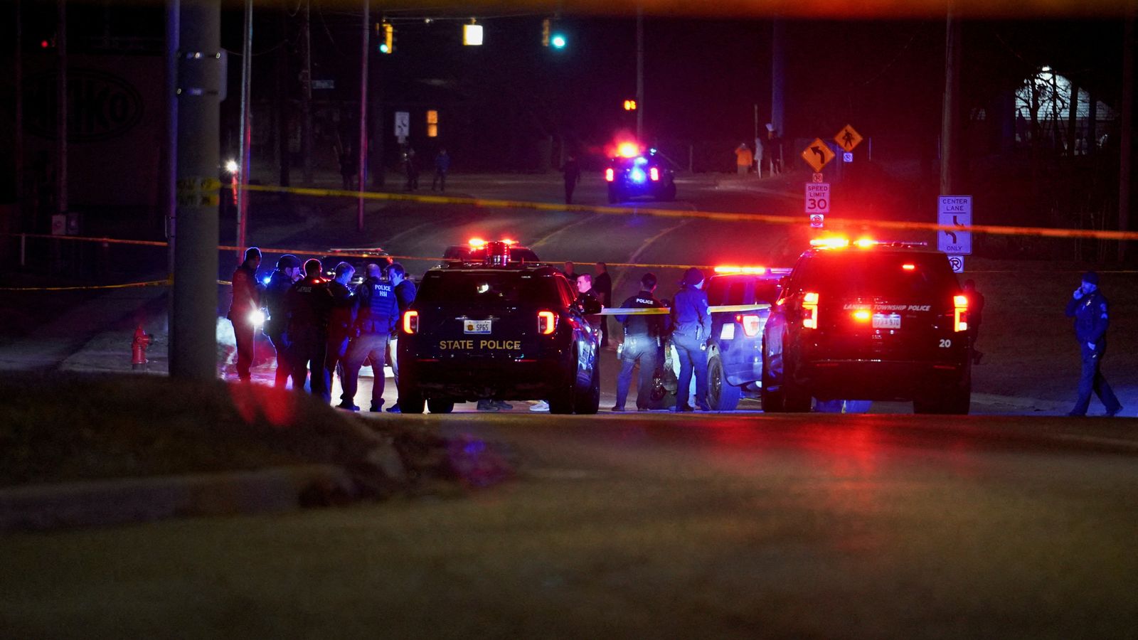 Desplegament policial en el lloc dels fets