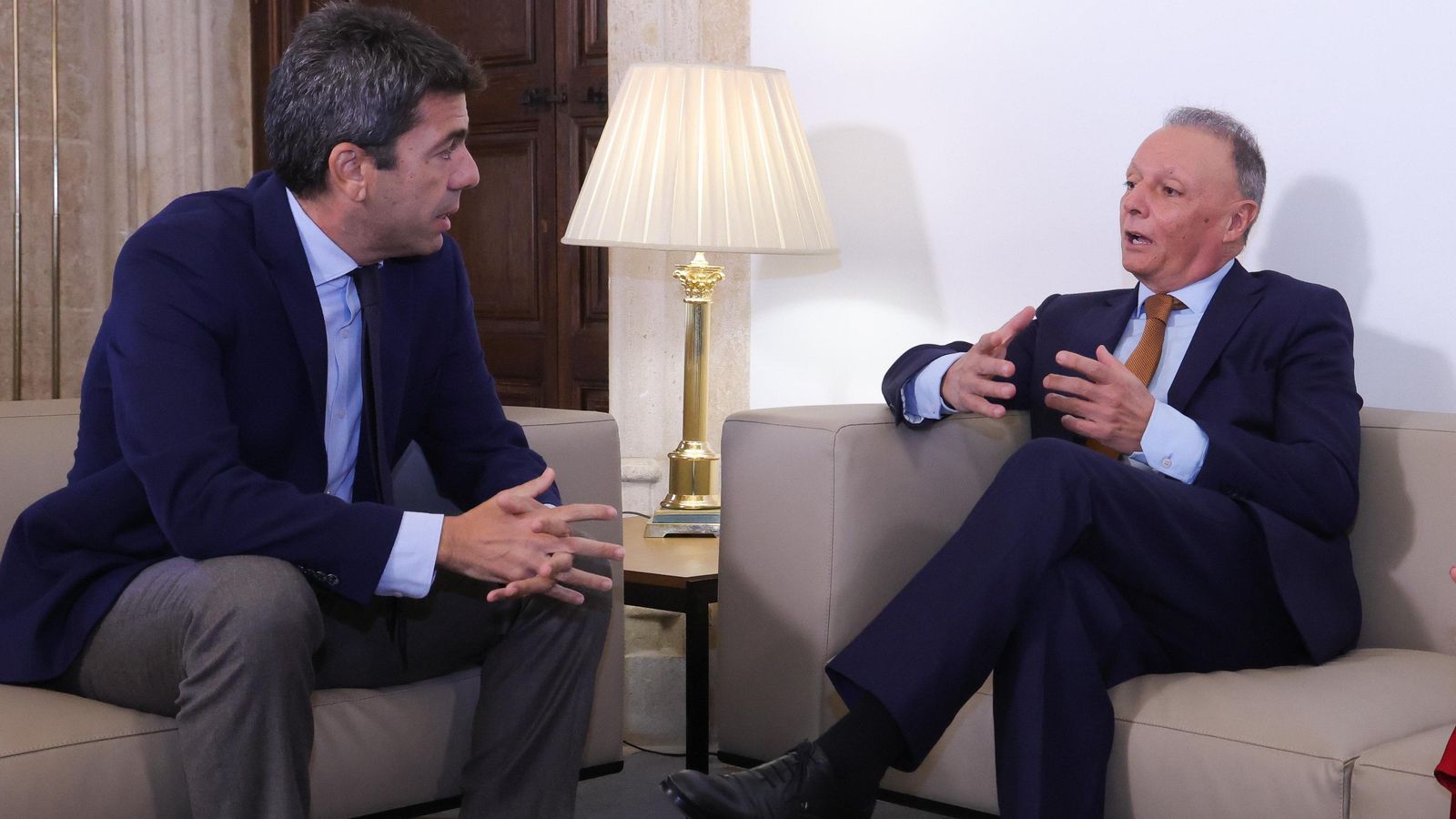 El president de la Generalitat, Carlos Mazón, es reunix amb el president de la CEV, Salvador Navarro