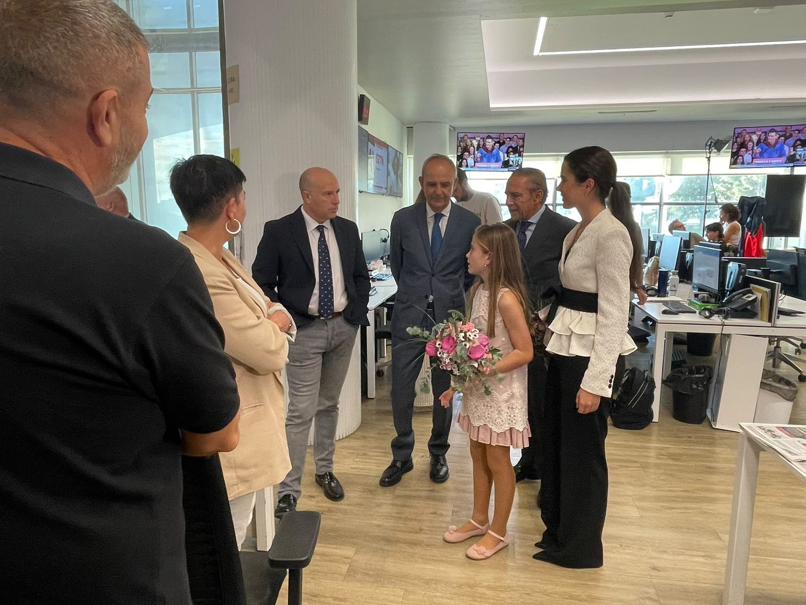 Visita a la redacció d'Informatius