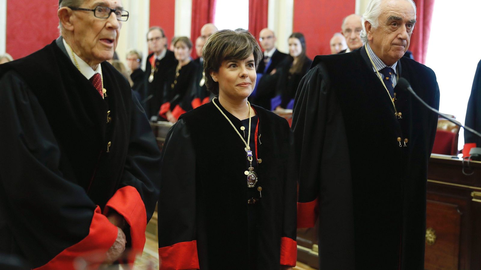 Soraya Sáenz de Santamaría ha dit que es bo continuar donant un servei d’Estat