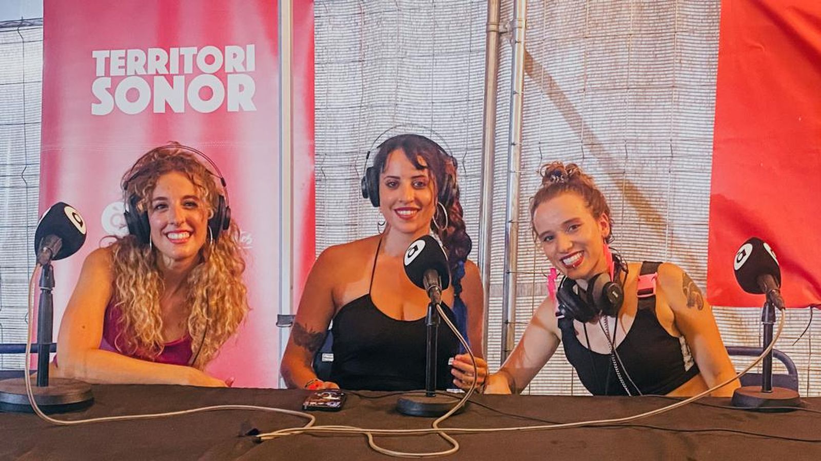 Al Festival Iboga amb les Maluks, un dels grups d'entrevistades