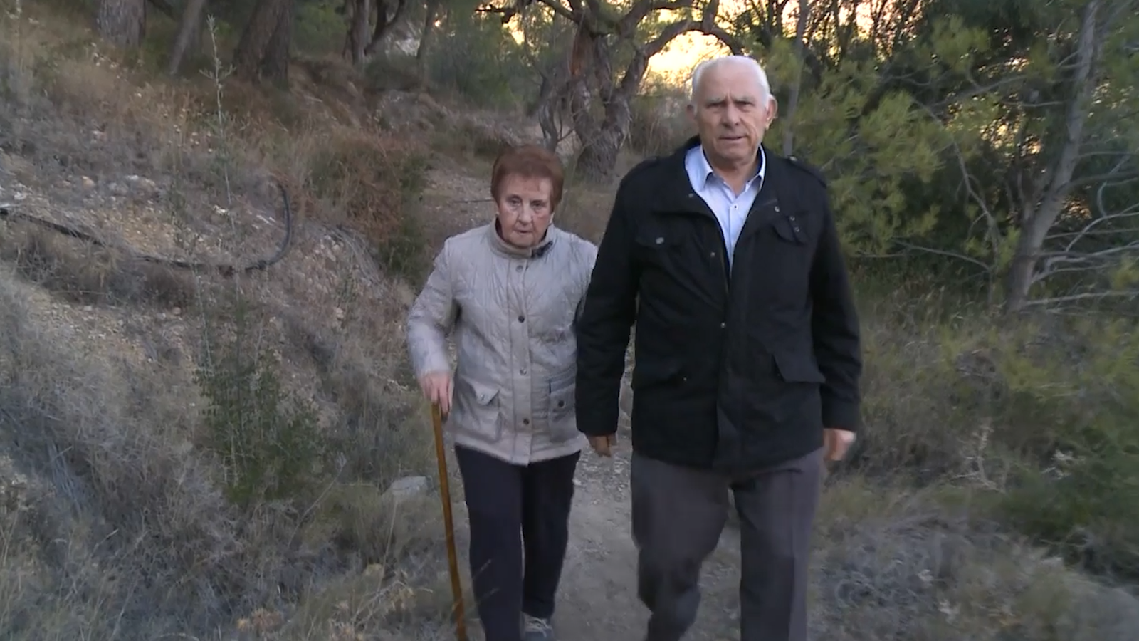 Entrevistem la filla i el fill de de Gustavo Pascual Falcó per a saber l'origen del pasdoble