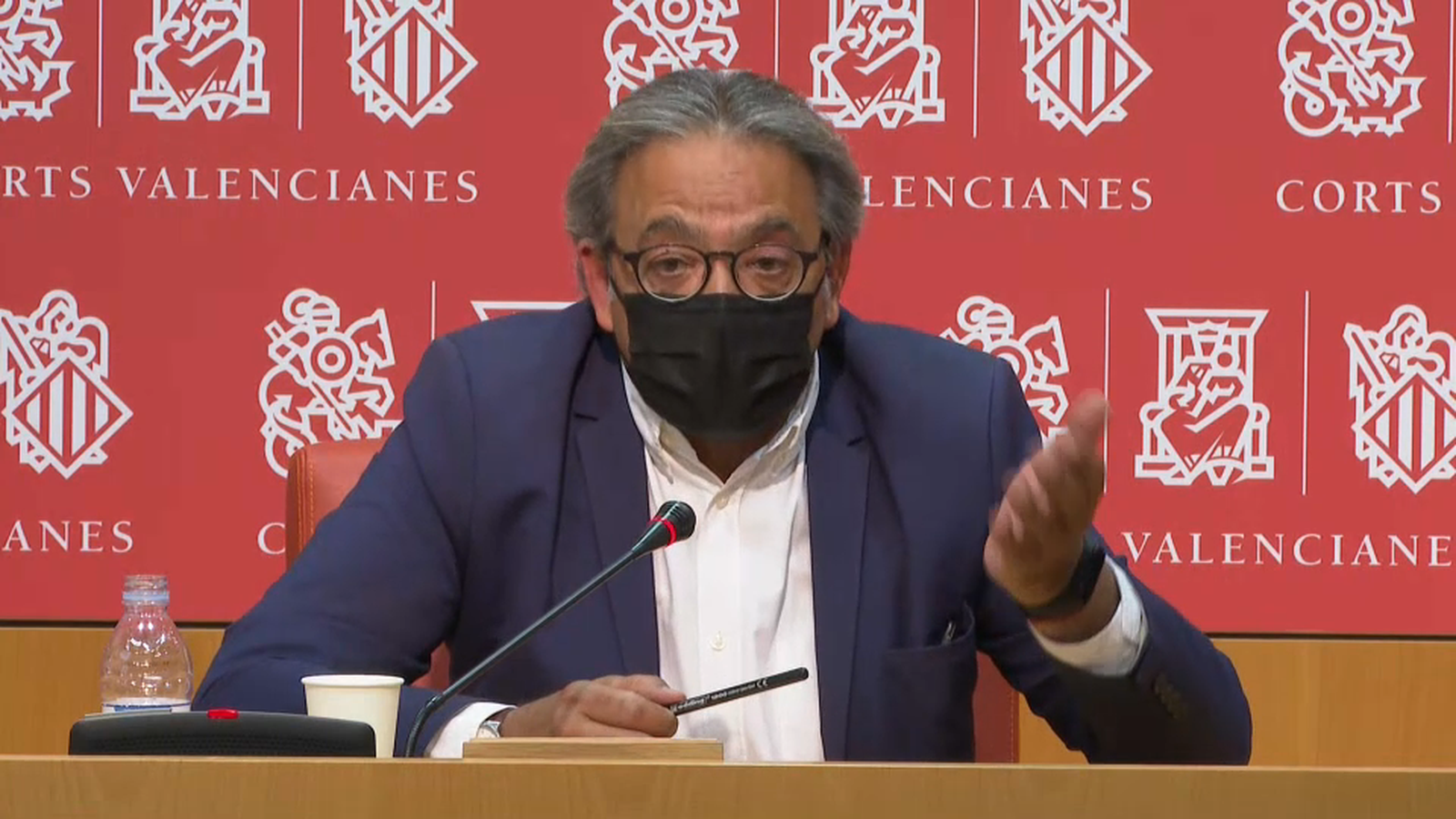 El síndic del PSPV Manolo Mata en roda de premsa aquest dimecres