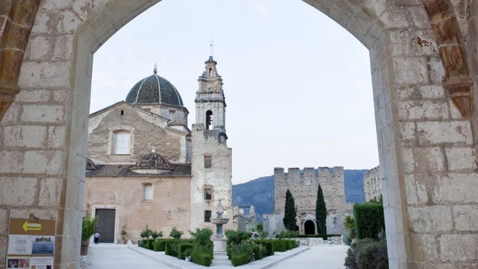 El monestir de la Valldigna recupera el paper com a motor d'activitats culturals El monestir de la Valldigna recupera el paper com a motor d\'activitats culturals