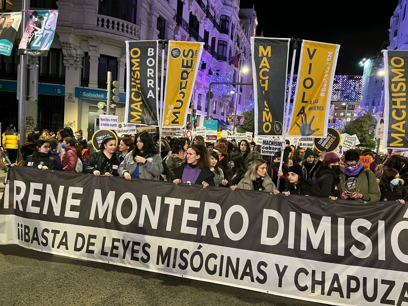 Una de les dues protestes que aquest divendres han recorregut Madrid