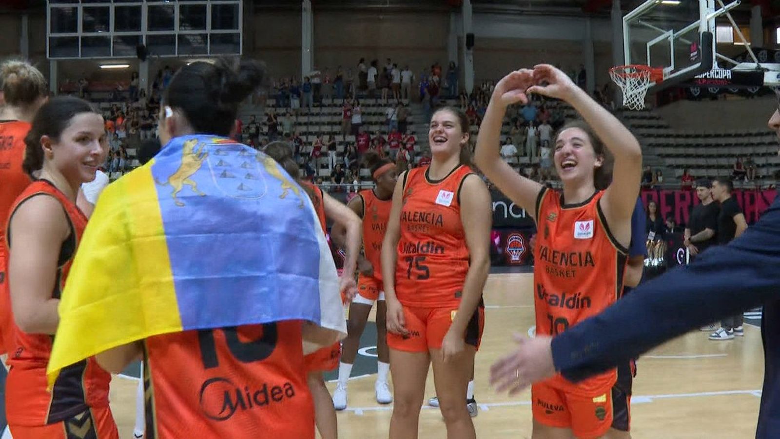 Isa Hernández i Amelia Alonso, supercampiones amb 16 anys