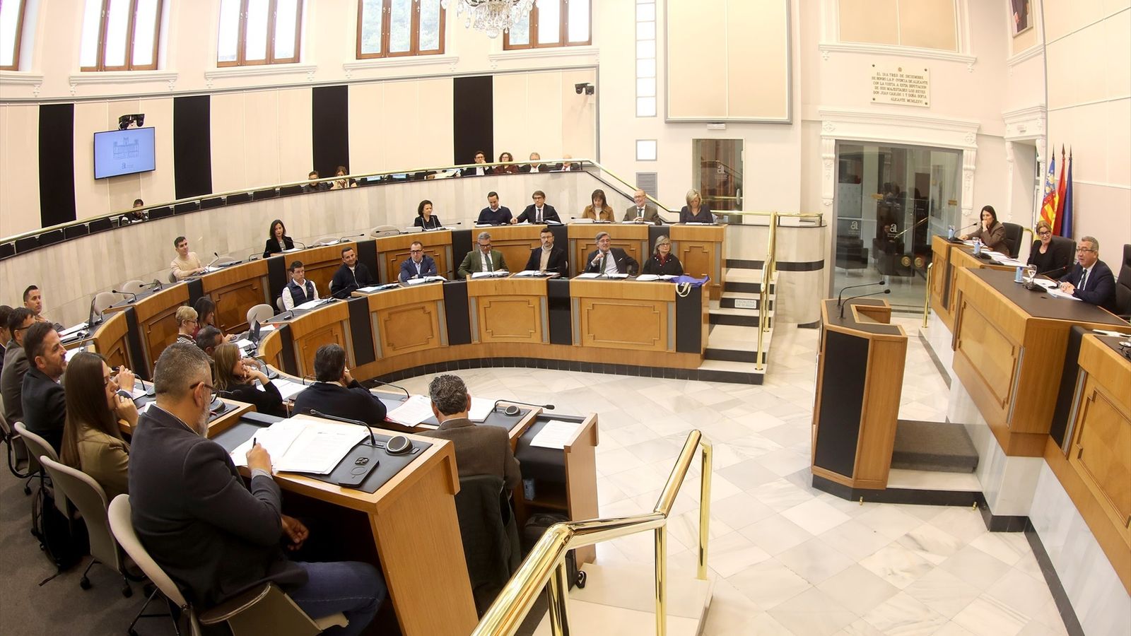 Imatge d'arxiu del plenari de la Diputació d'Alacant