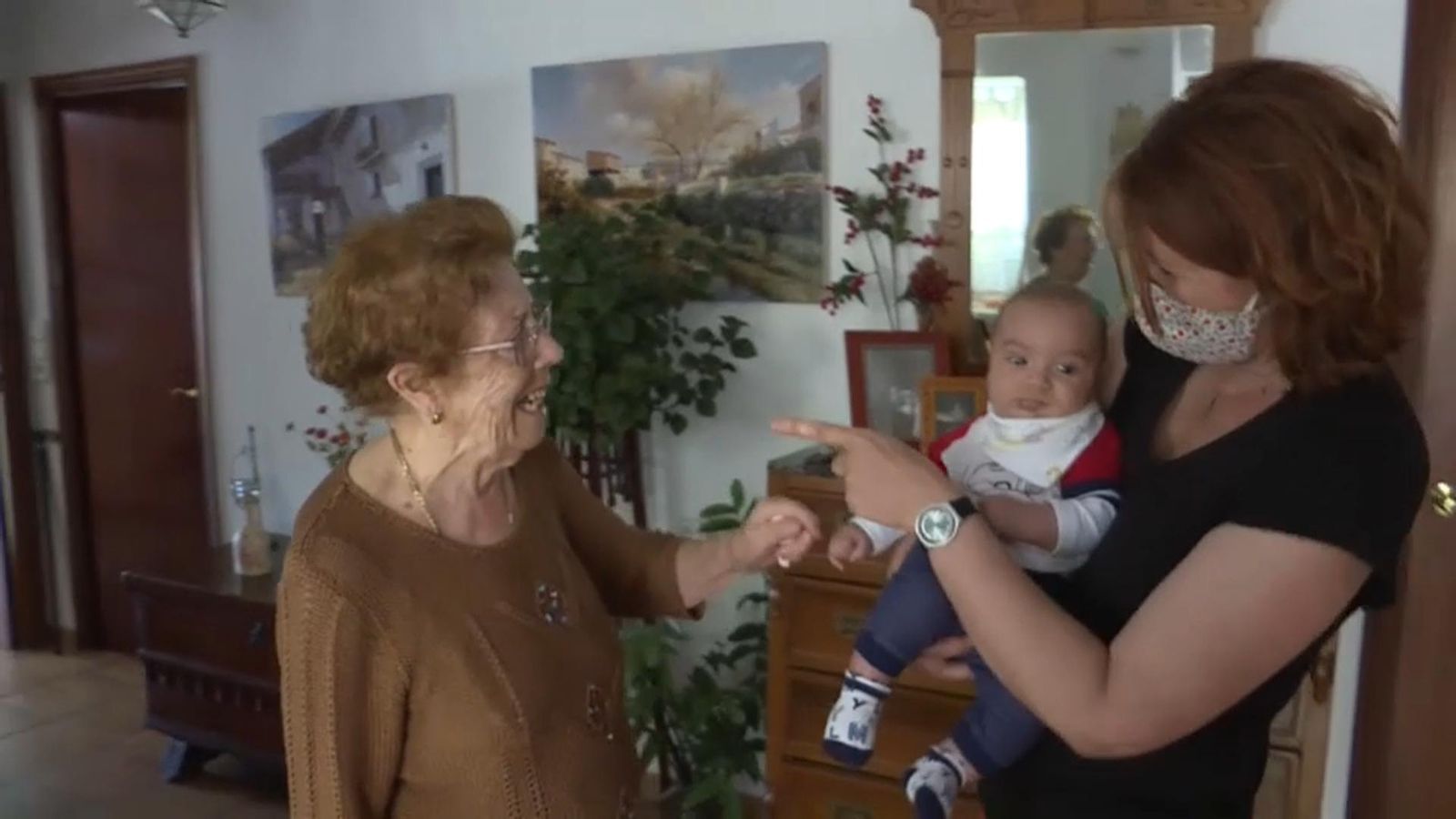 Retrobament d'una família a Gorga, tres mesos després