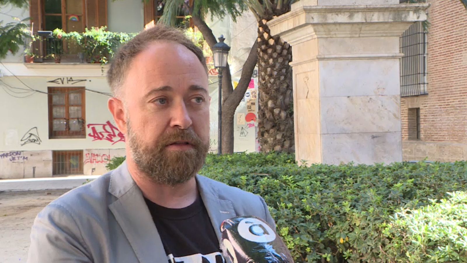 Un jutjat condemna un valencià per amagar a l'esposa una relació homosexual prèvia