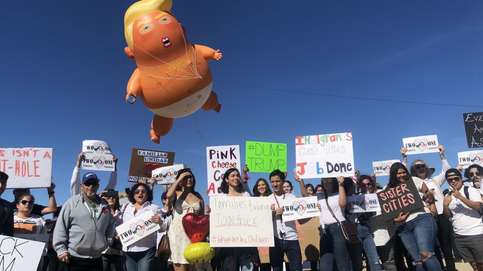 El Trump més hiperbòlic visita Califòrnia