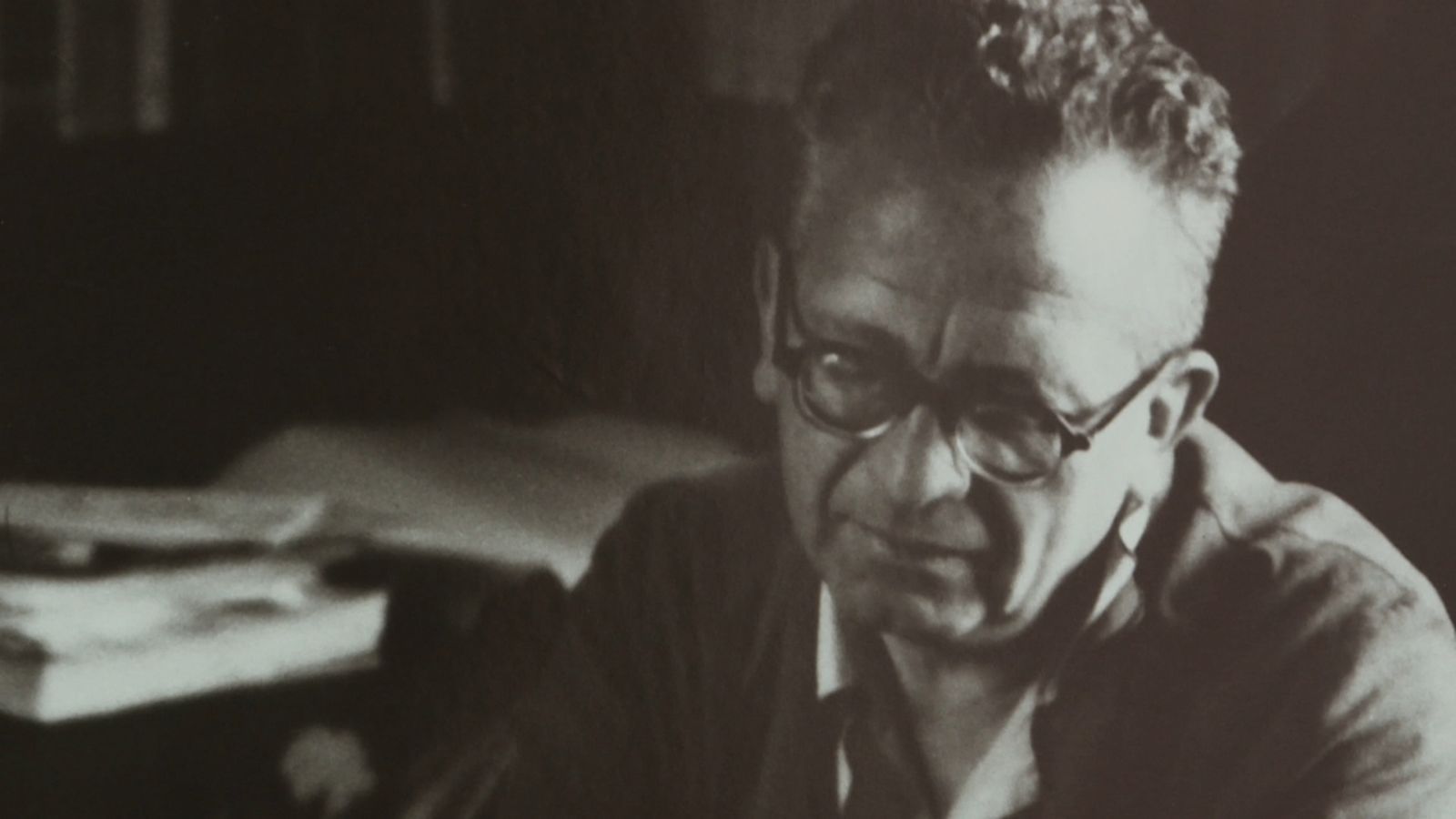 Fem un recorregut per la vida de Max Aub