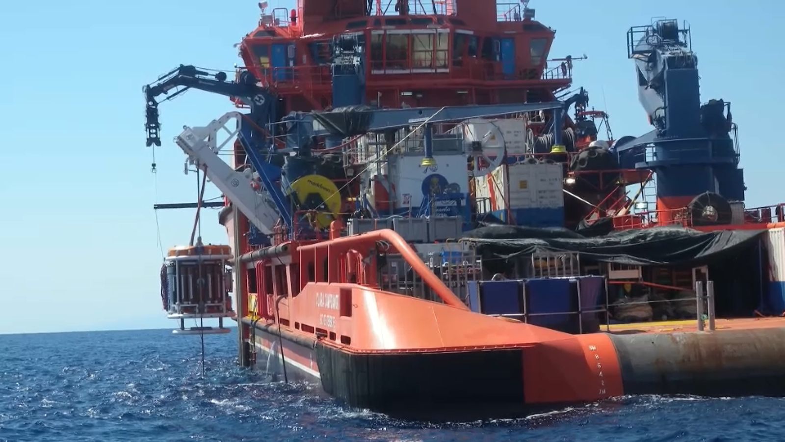 Desentranyem el funcionament de Salvament Marítim, des de la base a la Vall d'Uixó