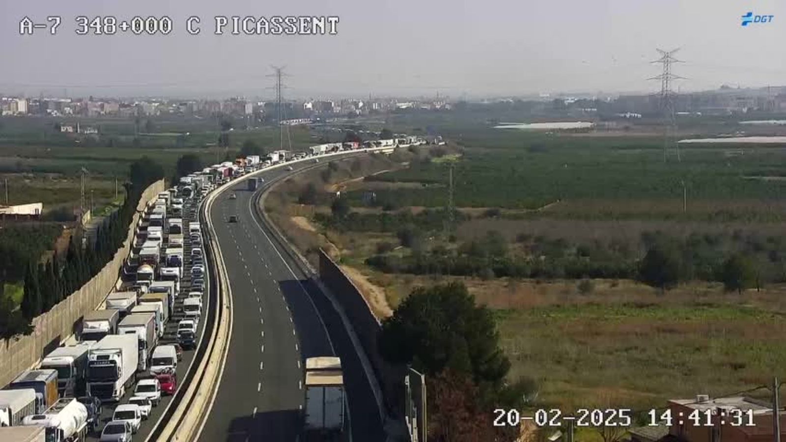 Les retencions a l'A-7 arriben fins a Picassent