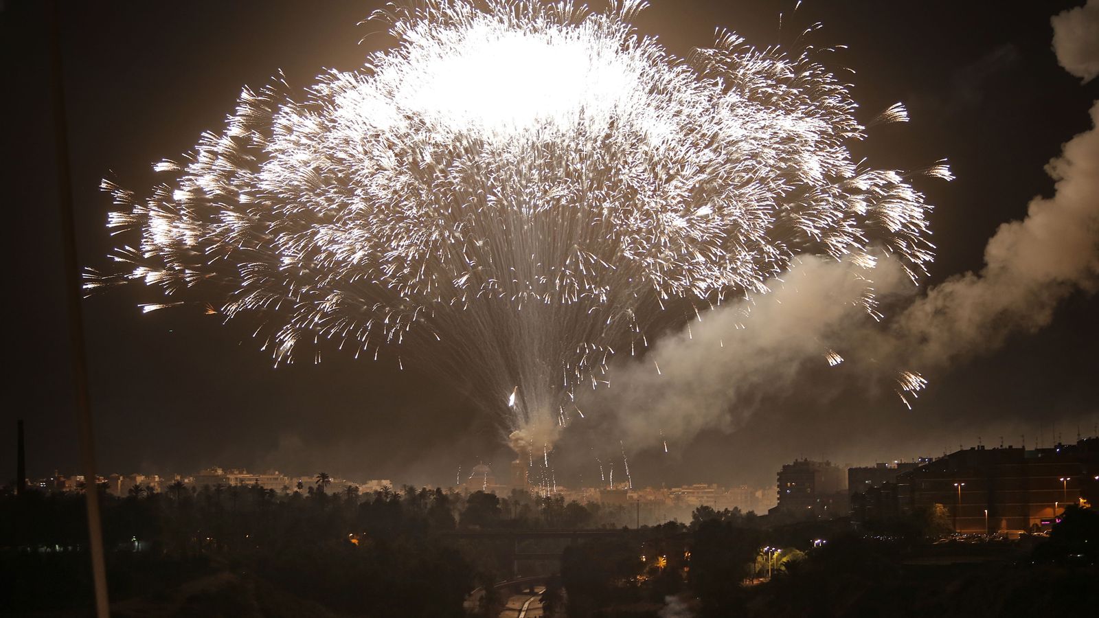 La Nit de l'Albà, Elx