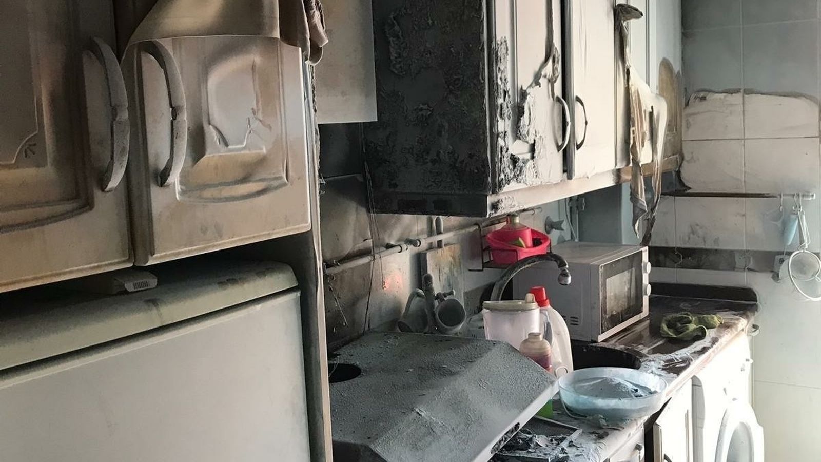 Estat en què va quedar la cuina com a conseqüència de l'incendi