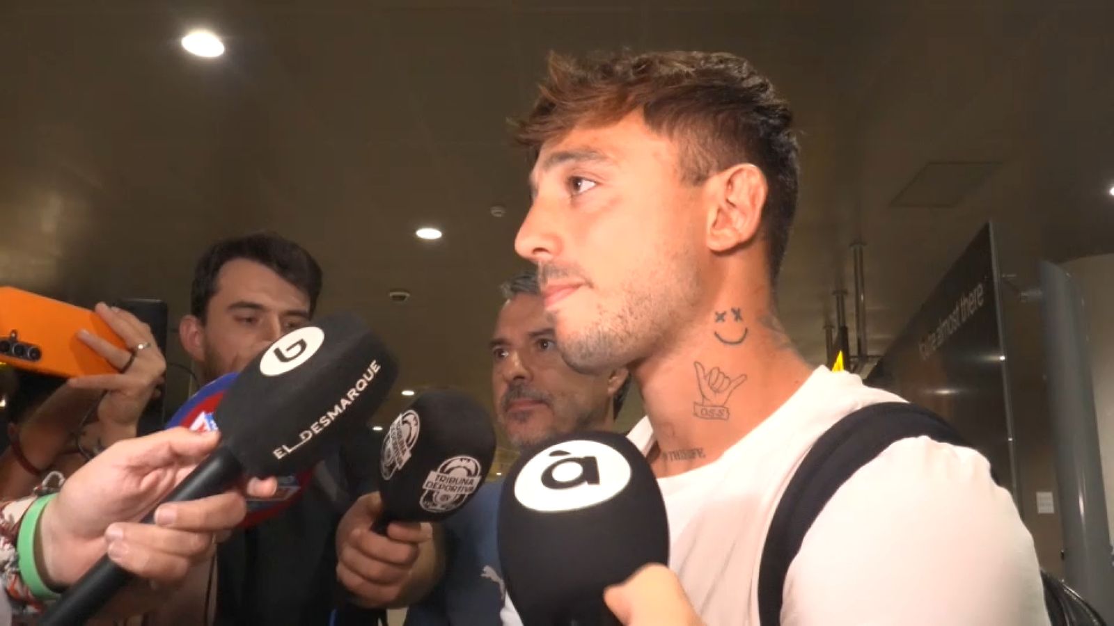 Maffeo, a l'arribada a l'aeroport