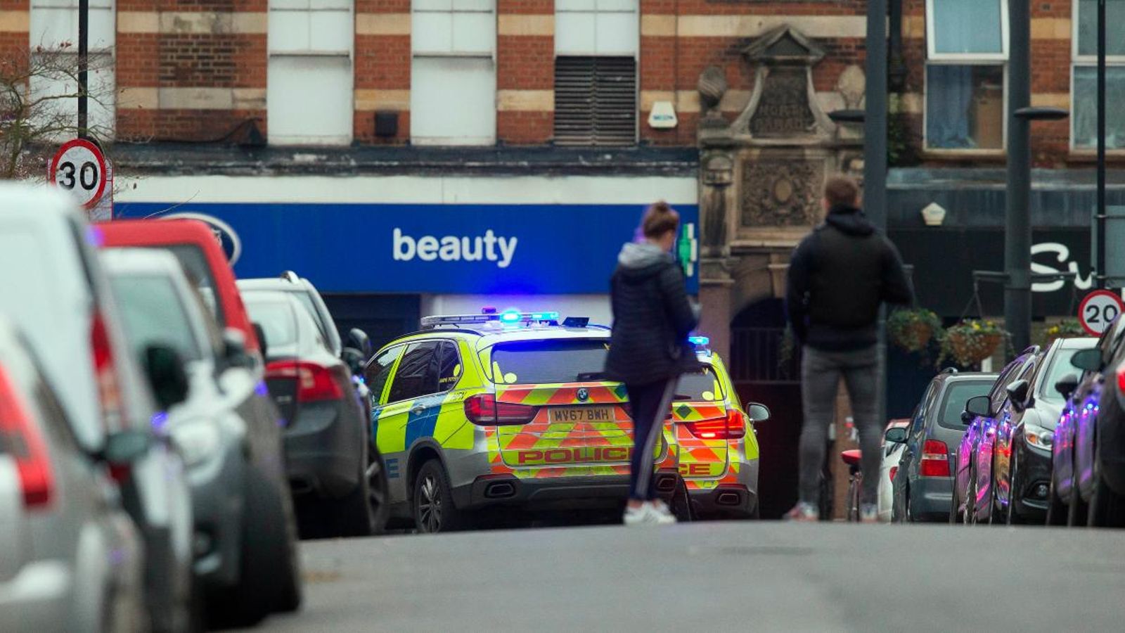 Un mort i diverses persones ferides a Londres