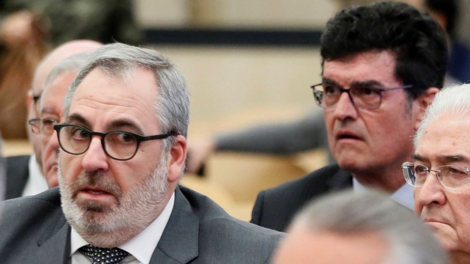 L'empresari Vicente Cotino (esquerra), al banc dels acusats en el juí per la causa valenciana de la Gürtel