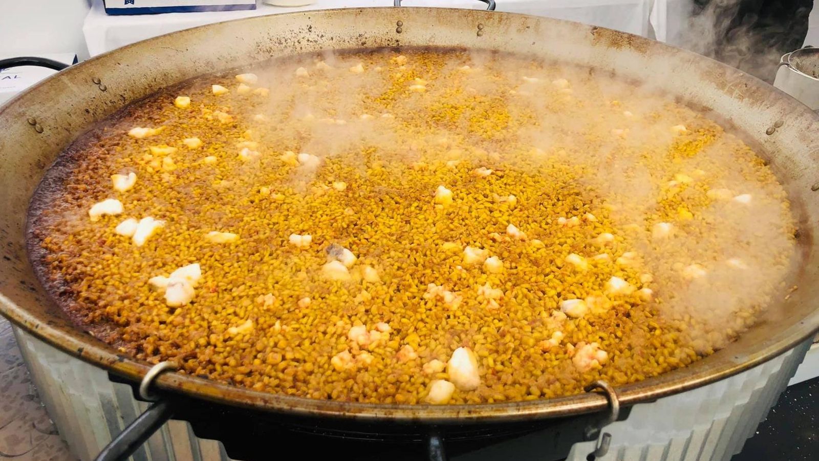 Una de les paelles que es van preparar l'anterior edició d'aquesta competició gastronòmica