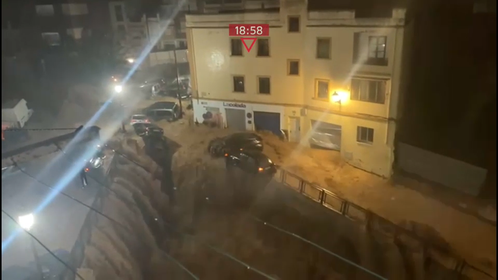 Com un tsunami, així va arribar l'aigua a l'Horta Sud