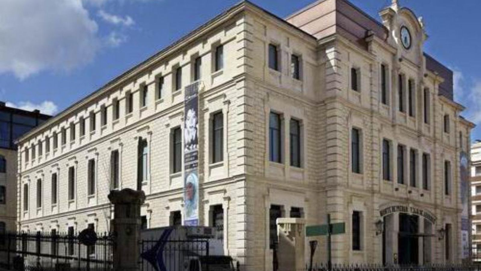 El CADA està en un emblemàtic edifici modernista de 1909 El CADA està en un emblemàtic edifici modernista de 1909