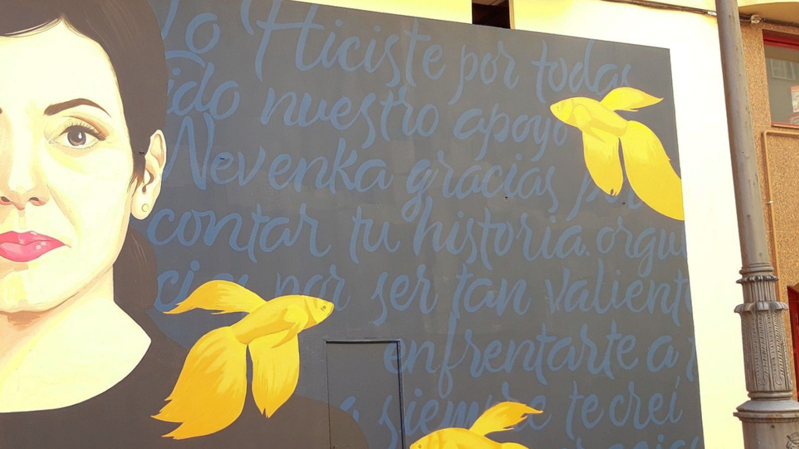 Mural de l'artista Mercedes deBellard a Ponferrada