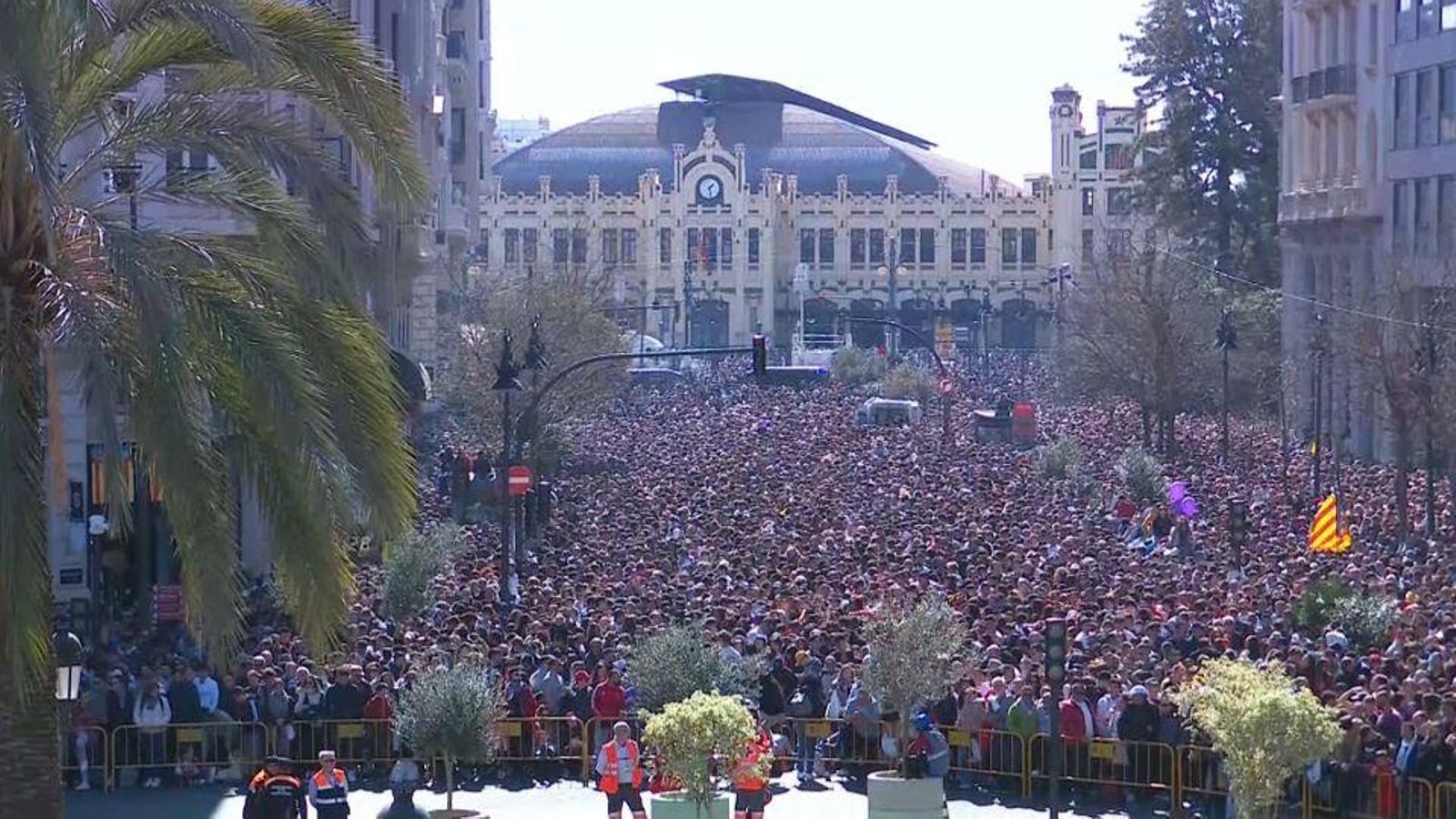 Gran assistència a la mascletà d'aquest dissabte, de la Pirotècnia Gironina