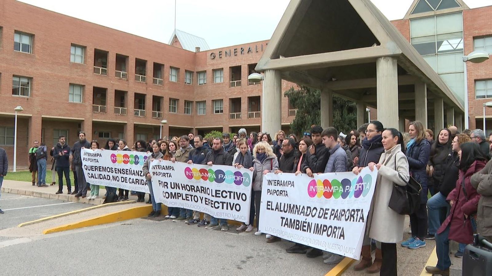 Concentració de la Plataforma en Defensa de l'Ensenyament Públic de l’Horta Sud
