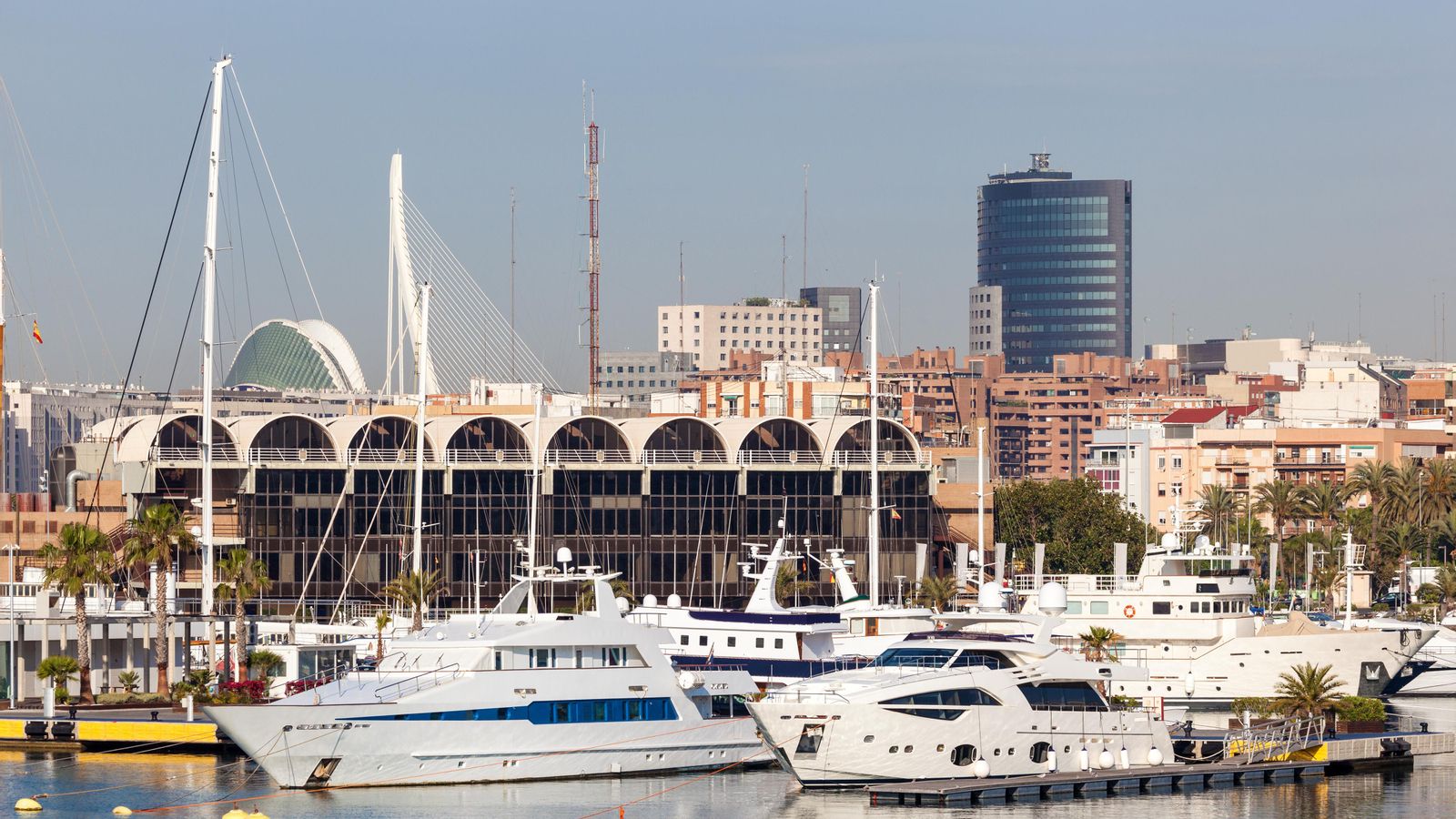 Iots al port de València