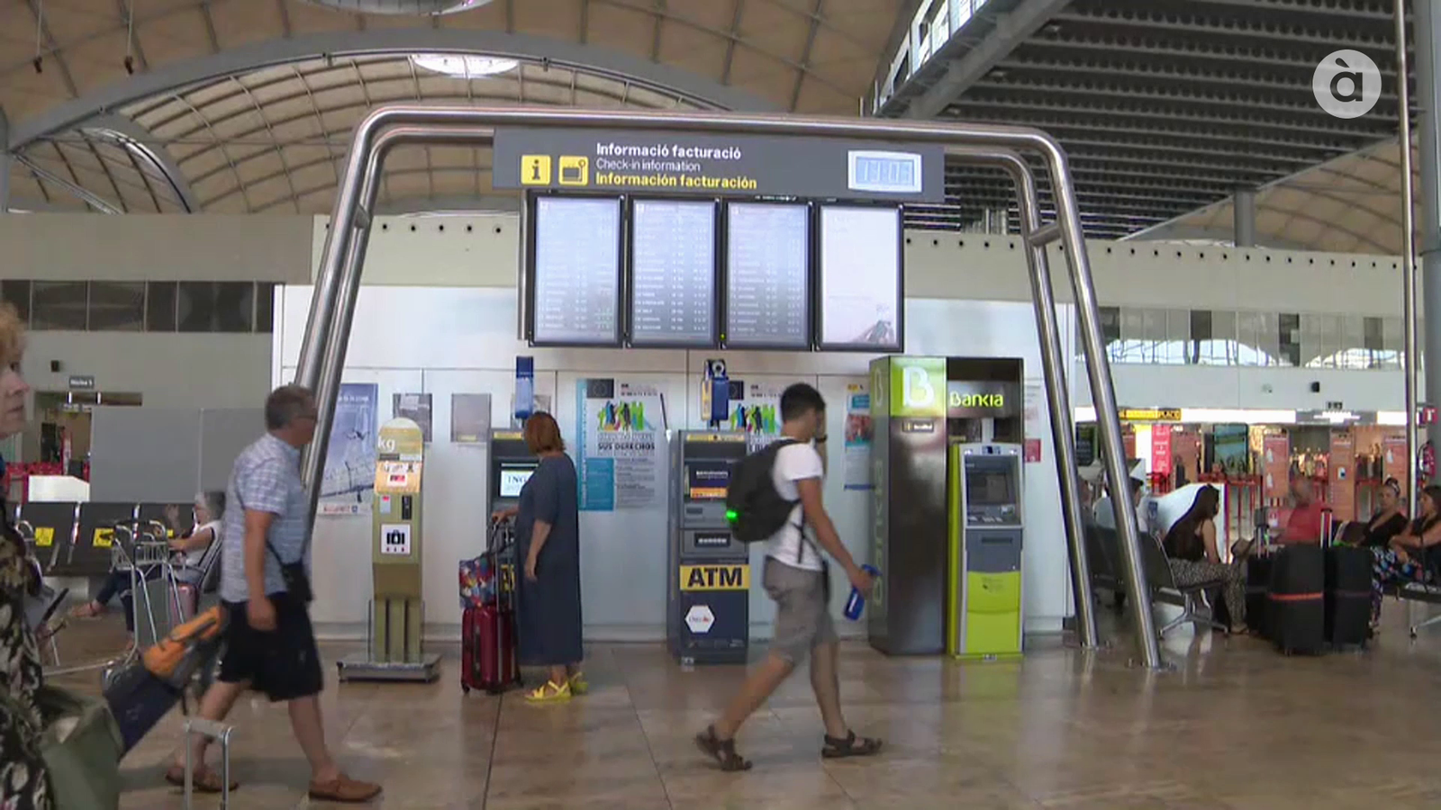 El dia de major activitat a l’aeroport d’Alacant-Elx