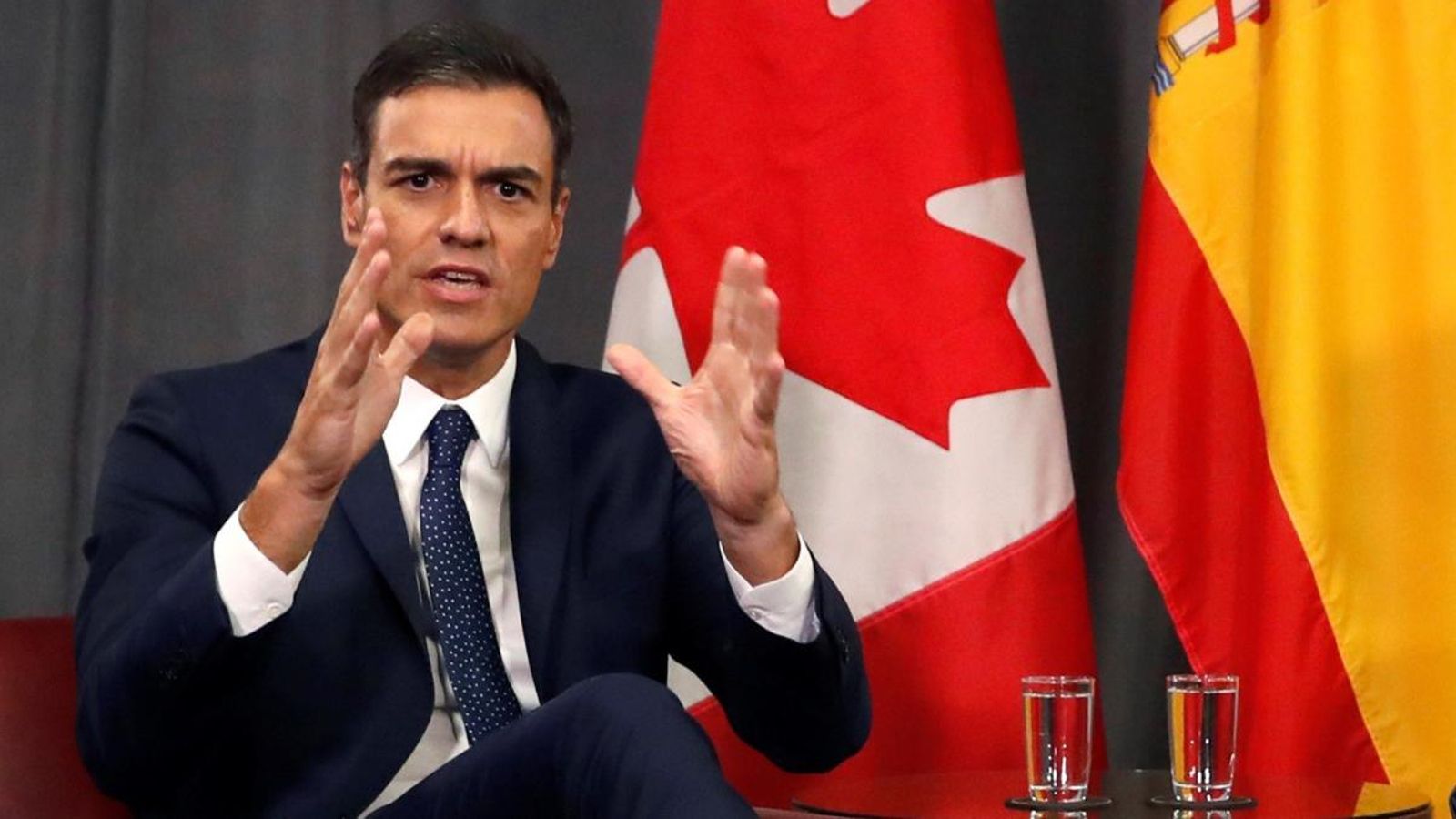 Pedro Sánchez durant la reunió privada que ha mantingut amb Justin Trudeau a Mont-real Pedro Sánchez durant la reunió privada que ha mantingut amb Justin Trudeau a Mont-real