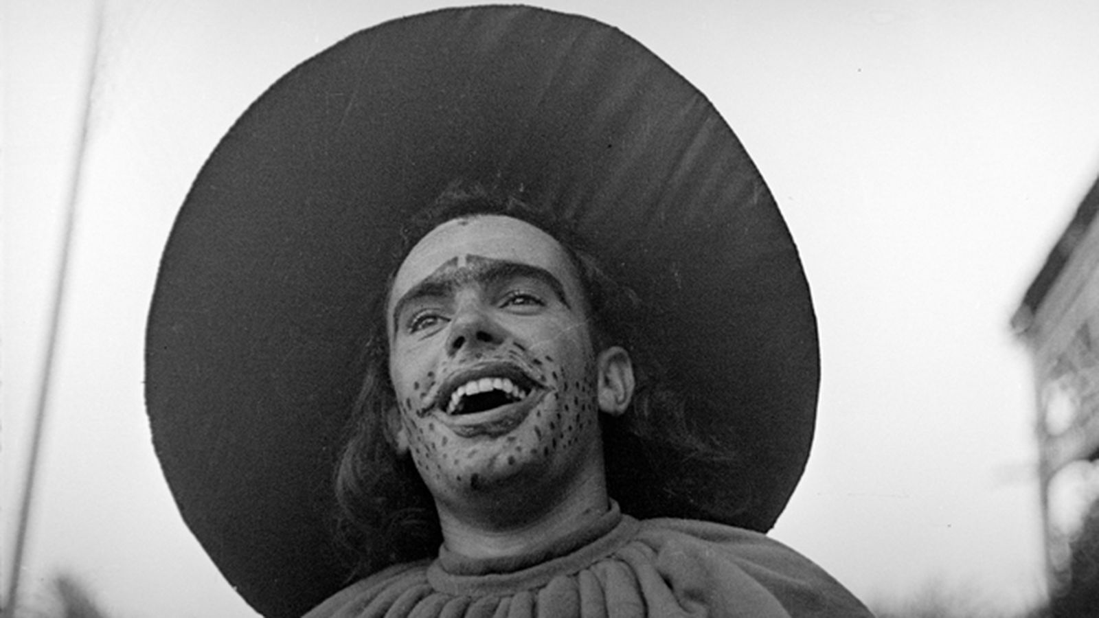 FOTOGALERIA: L'actuació de La Barraca de Lorca als jardins de Vivers