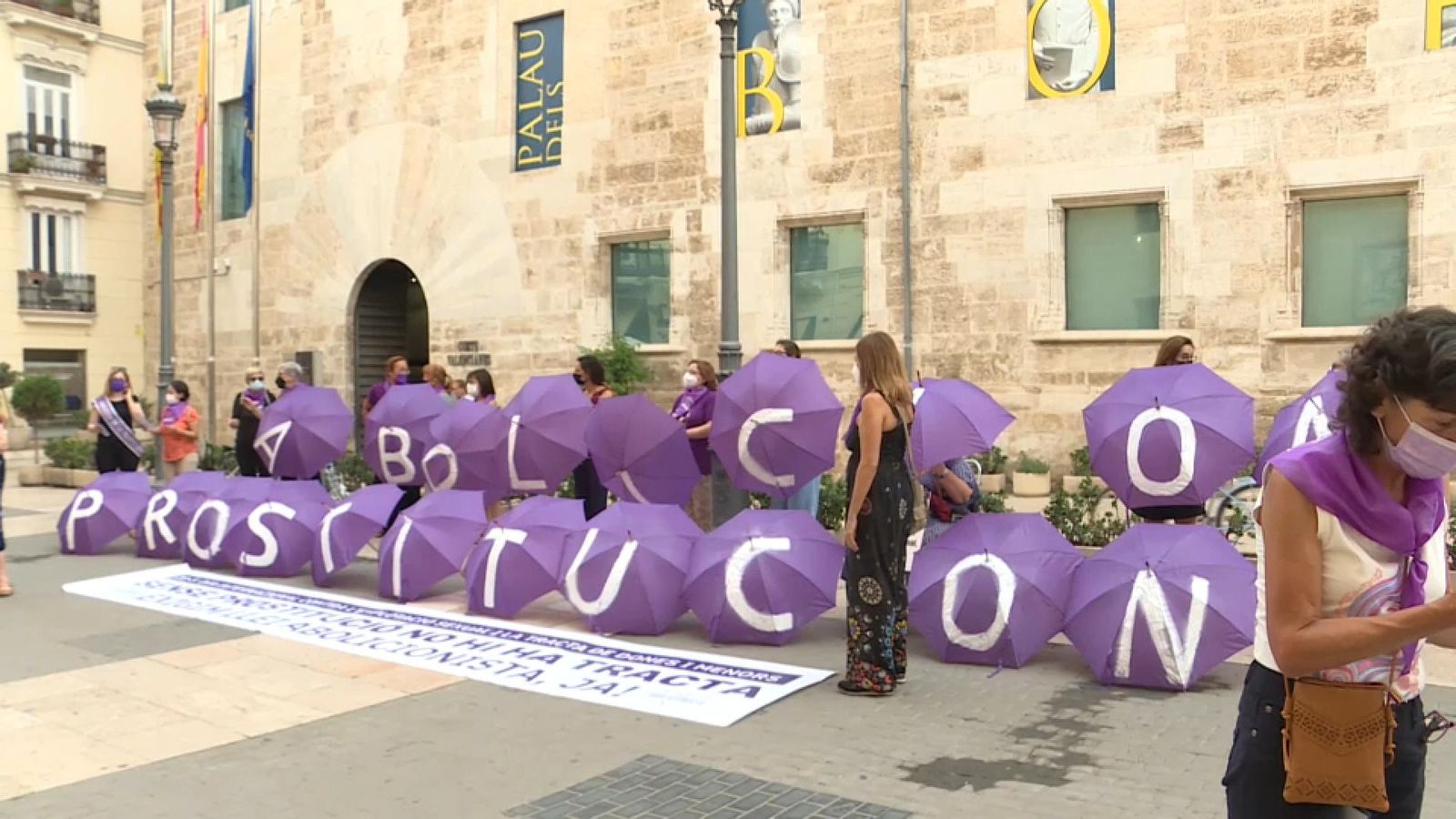 Un moment de la protesta, aquest dimarts, del Front Abolicionista