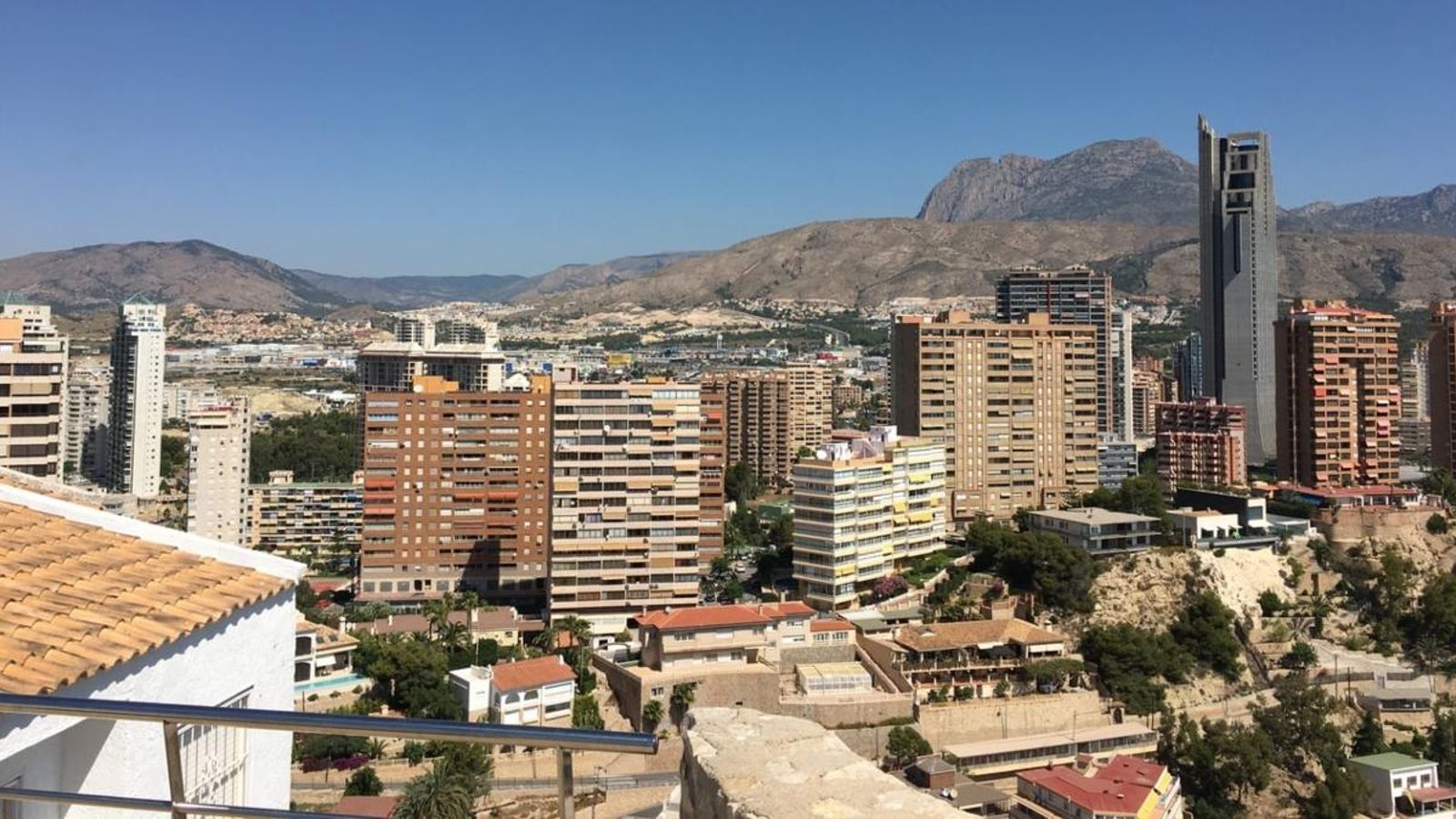 Conjunt d'habitatges a Benidorm