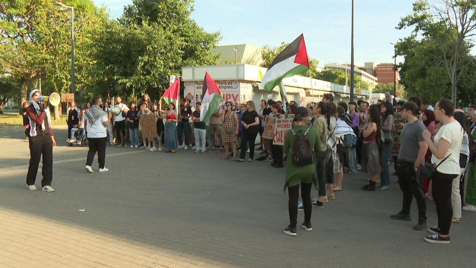 Primeres divisions entre els estudiants pels mètodes empleats en les mobilitzacions a favor de Palestina
