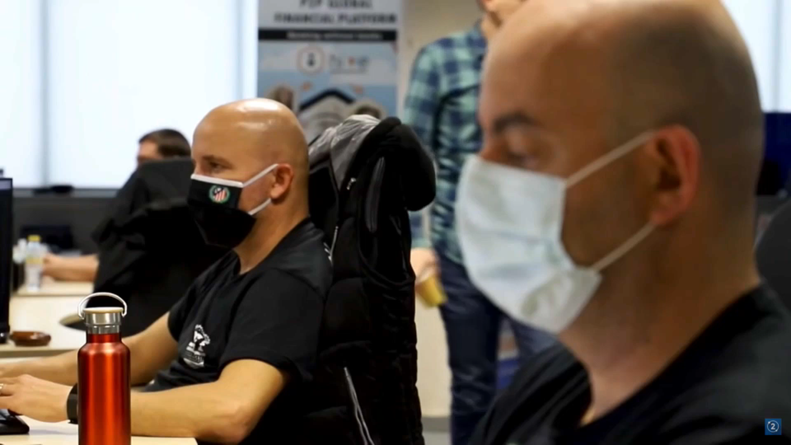 Personal treballant a les oficines de Bit2Me