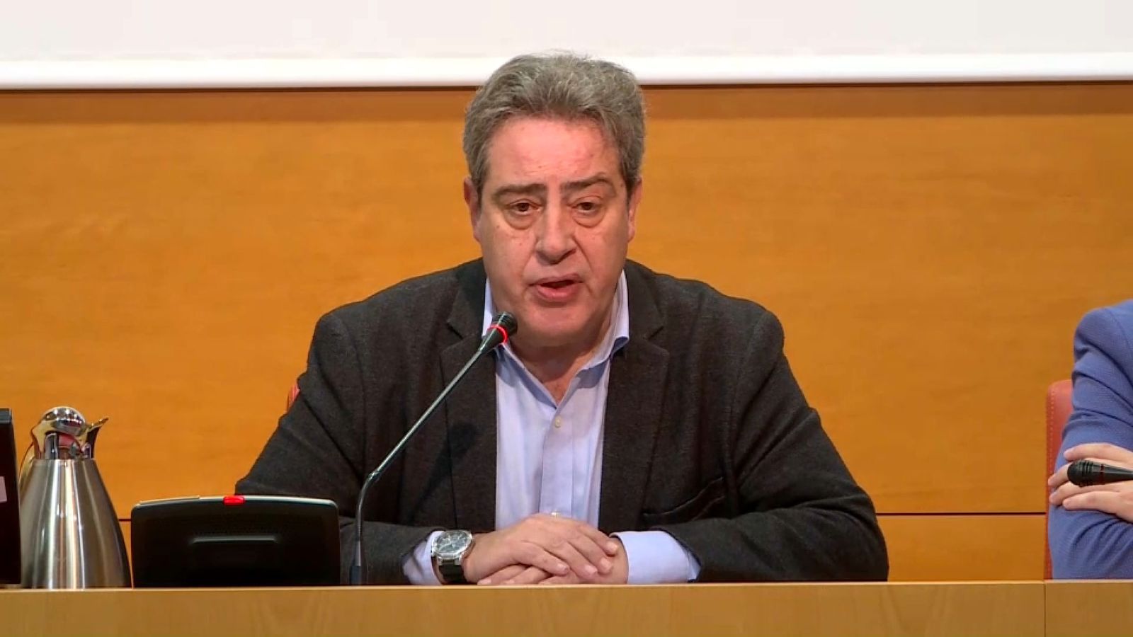 El síndic de Vox, José Maria Llanos a les Corts