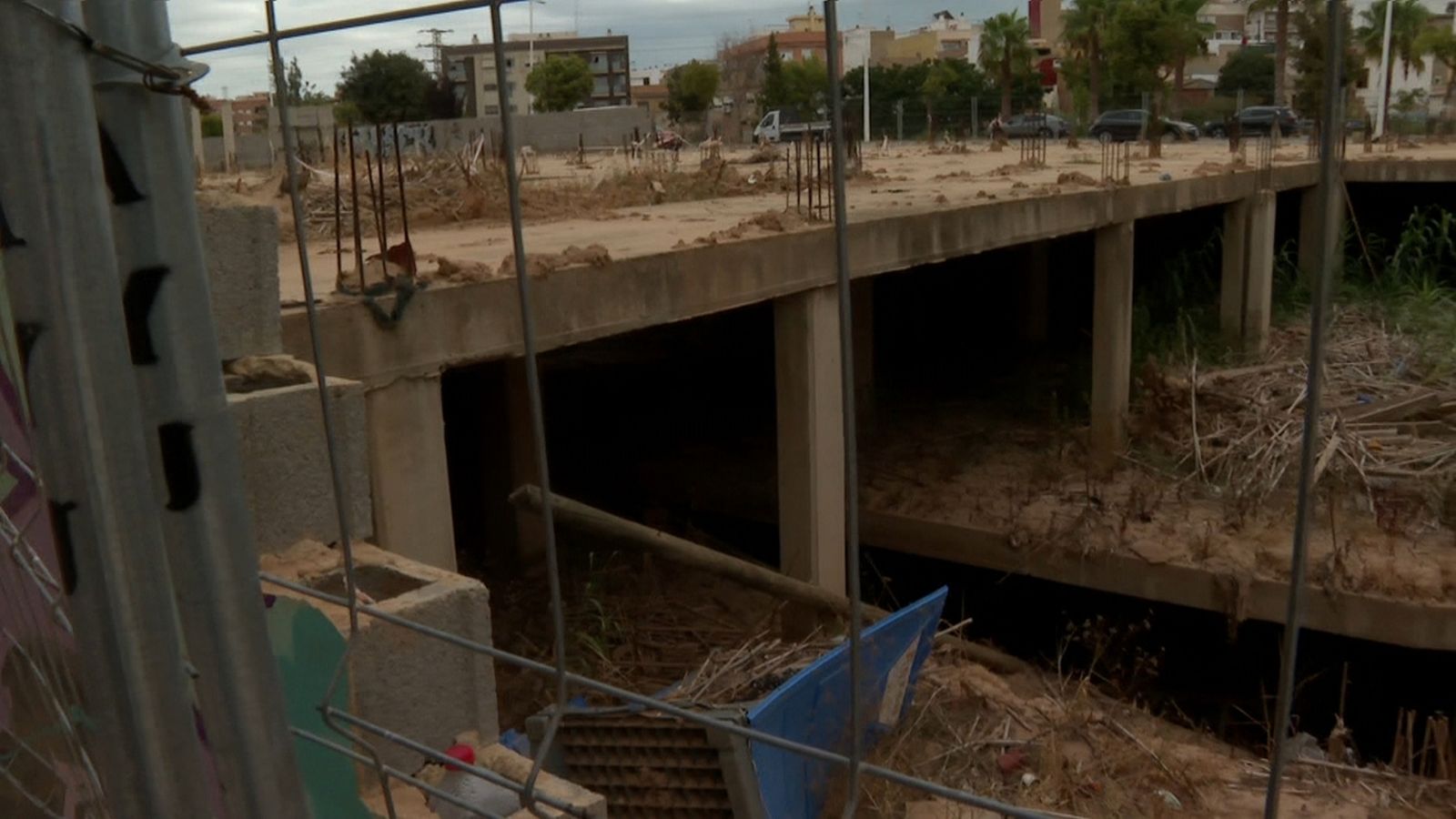 A nou mesos encara continua la reconstrucció en les zones afectades per la dana.